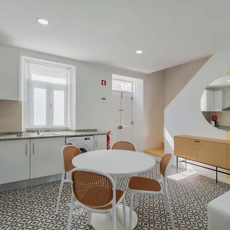 아파트 Castle Patio House